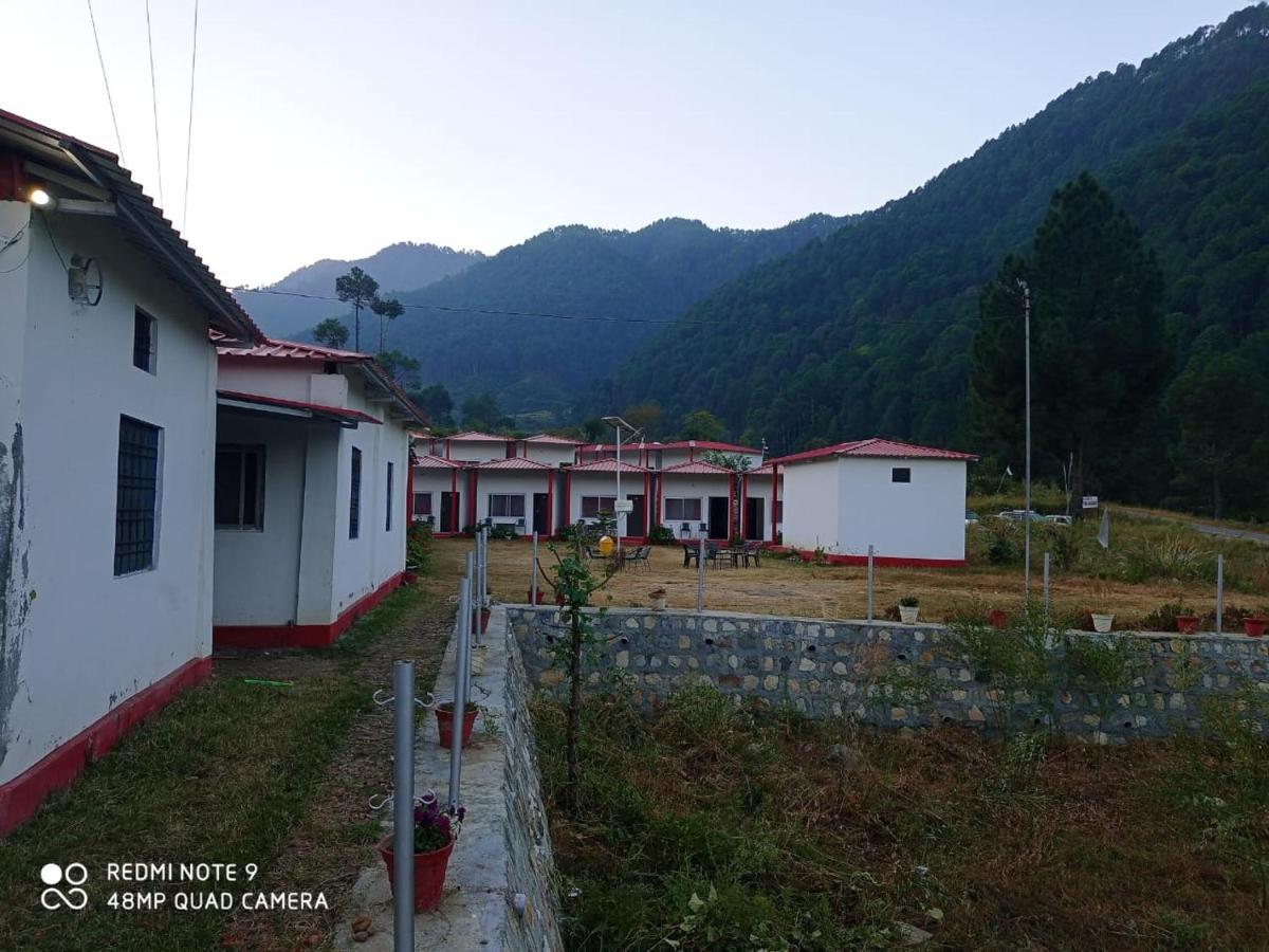 Rigveda Resort Barkot Exterior foto